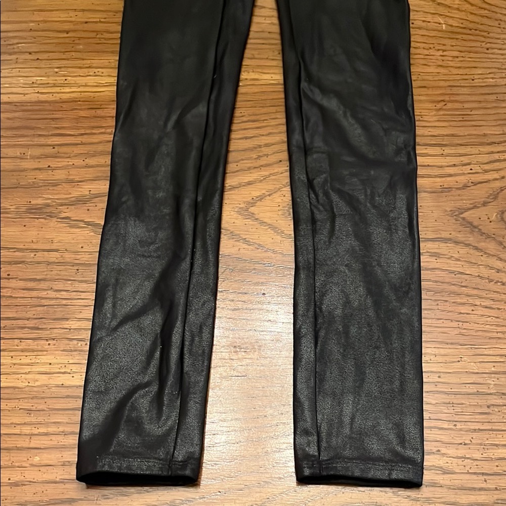 SPANX Black faux leather leggings, size small‎ - Picture 6 of 11